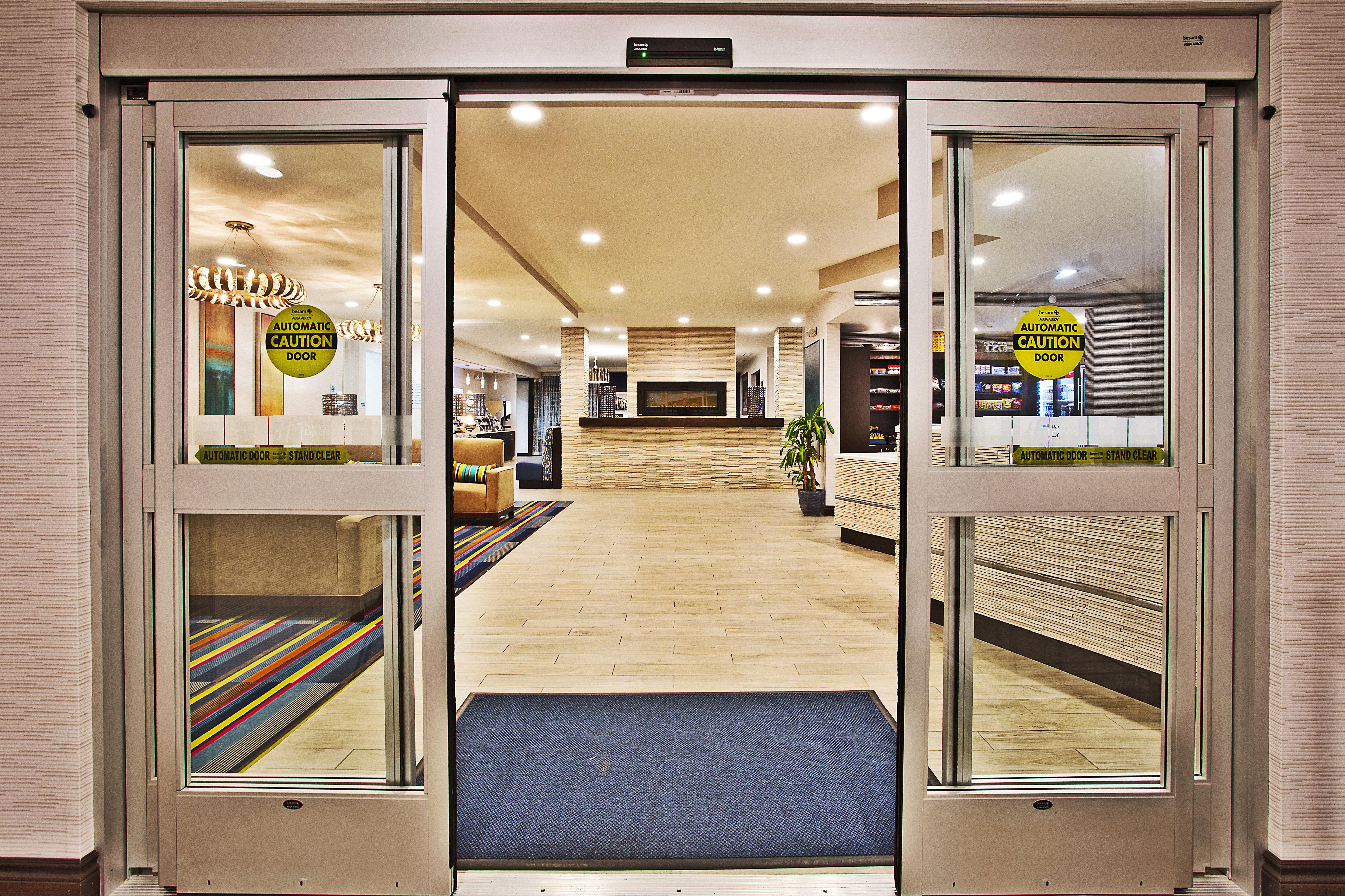 Holiday Inn Express Hotel & Suites Ann Arbor West By Ihg Exterior photo